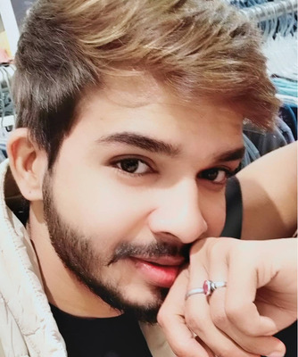 Aadil Muhammad Hussain