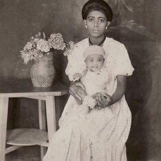 Mama Abeba 5
