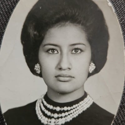 Adela Espindola Miron