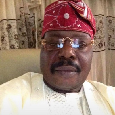 Prof Akin Omotayo