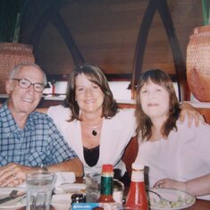 Dad, Gloria and Patty at the Market Street Grill in 2007