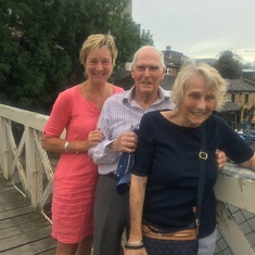 I took Uncle Al and Mum to Lancaster and we had a lovely lunch in a pub by the canal