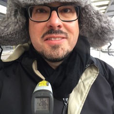 Alex et son fameux thermomètre à Montréal, février 2016.
