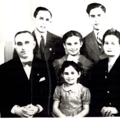 Alfred's Family in ~ 1945