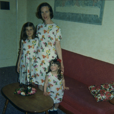 1967 Kathy-mom-Mary