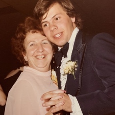1979 - With mom at Bob and Paula’s wedding
