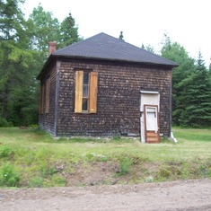 The Old School House, Pineville, NB - this is where Alma allegedly walked uphill 10 miles both ways through 20 feet of snow to go to school... pic taken by me in 2010 when Kathryn and i went up to visit. it has not been used as a school in many years.