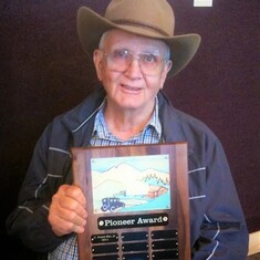 Pop wins the Pioneer Award in Estes Park