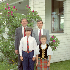 another great picture - Dad and Uncle Davey, David and Anne at The Murray House sometime early-mid 90s