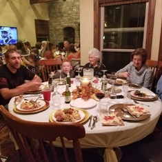 Thanksgiving 2018 At the Lundbom's Loved his Family 