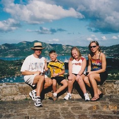 Erik, Kristian, Karina & Anita (Antigua, 2004)
