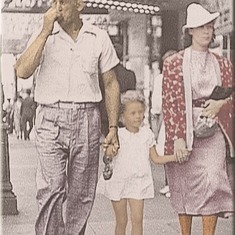 Frank, Pat and Anna, Market Square Harrisburg, 1939