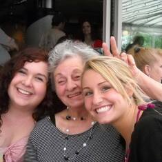 Granny with granddaughters Laura (left) and Jaime (right)