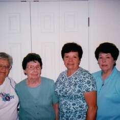 Mom, Audrey, Shirley and Lois