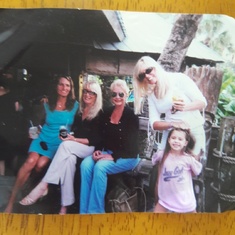 Couch house St. Augustine Florida With Anne, Carol and Aunt Rosemary and little Roe&sister