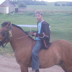 Anthony Riding Pete (1)