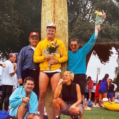 Tony, feeling victorious, with Pete Riddle, Jen and swimmers after the La Jolla Rough Water swim.