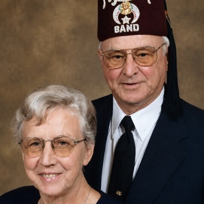 Arlan  Benita Wagner