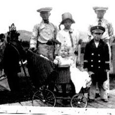 The Janes Family (Bud, Pauline, Herb, Dick and Arline - in Buggy)
