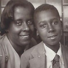 Arnold with his mother, Mabel 