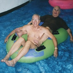 Arvin & Chuck relaxing in a pool (2006).  Obviously having a good time, especially Chuck.