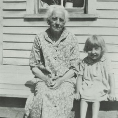 Anna (Lillievold) Hagen & Arlene Perry, ca 1942
