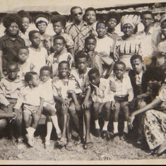 Whyte growing up in La Faas33, family pucture with the Nuumo Shamo Family in the 70's