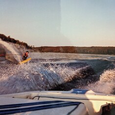 I was one of Very many of Ave's waterskiing students, he made it look so easy