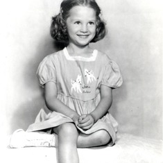 Barbara Benyak 1948 (4 years old)