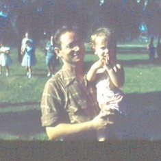 Dad Barb at park 1943