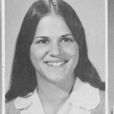 Barbarajean senior pic 1973