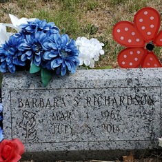 Barb's headstone 