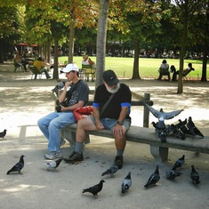 Barry and Jared fending off pigeons in Paris 2009