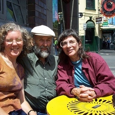 Lunch in Melbourne Leslie, Gray, and you know who. Feb 2002