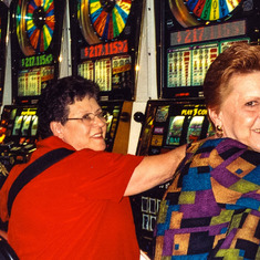 Wilma, Mom, Loretta - Slots Queens