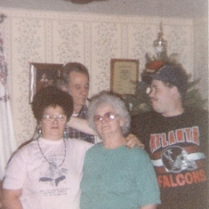 178Jean ,Mom,Delone and Carl
