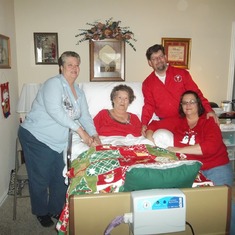 Tommy, Tammy & myself with mom at Christmas