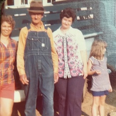 1972 Aunt Mary Jo, Papaw Farr and mom