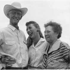 Billie and her parents, Nora Mae and Beacher Stroud