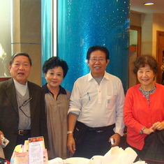 Friends from Malang,春英和成志从玛琅来北京