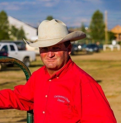 Brett W Redden