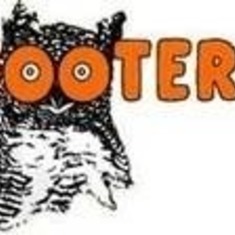 th_hooters_logo