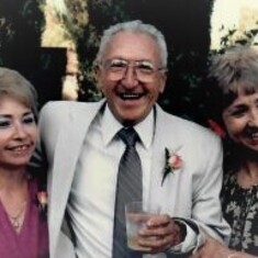 Enrique, Marcela, Carmen