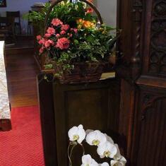 altar flowers 3