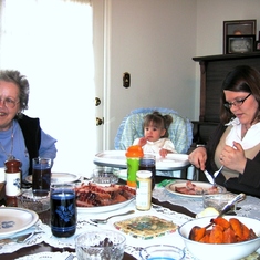 Carole, Caitlin & Amy - Easter 2007