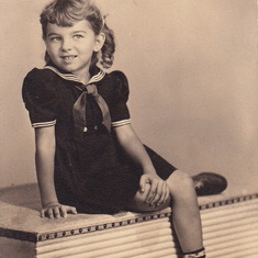 Carole at age 7 (1944)