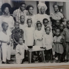 Mummy Caroline in a birthday with Morenike, Seyi, Dele, Kike, Folabi, Mama and Mummy Bisi Ilemia!