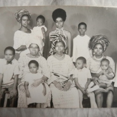 Mum Caro carrying Bolaji,Mama and Mum Bisi's Mama,Folabi,Seyi,Kike,Dele,Morenix, Amb&Lanre with Mom