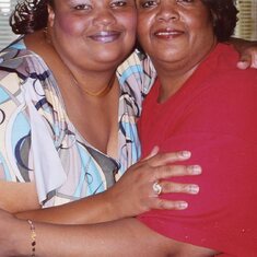 Ceretta and her niece Tracy Kimbrough
