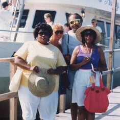 Ceretta and her siblings on vacation
